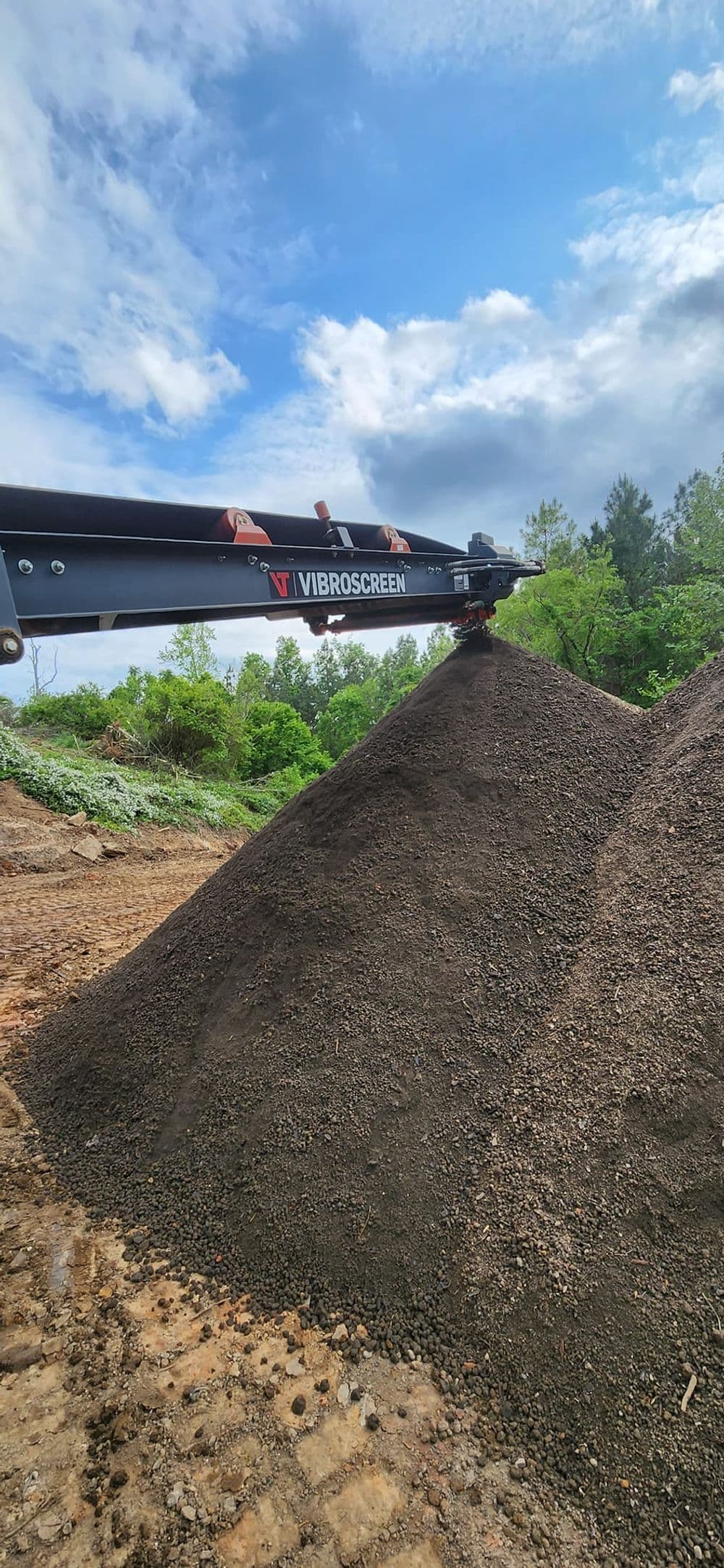 Fill Dirt & Topsoil image